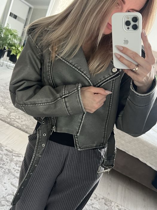 Продам косуху в ідеальону стані