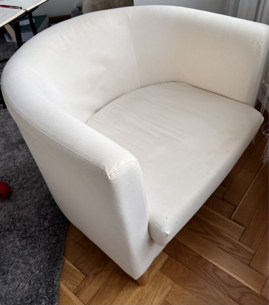 Fotele biale sprzedam z Ikei Olarp
