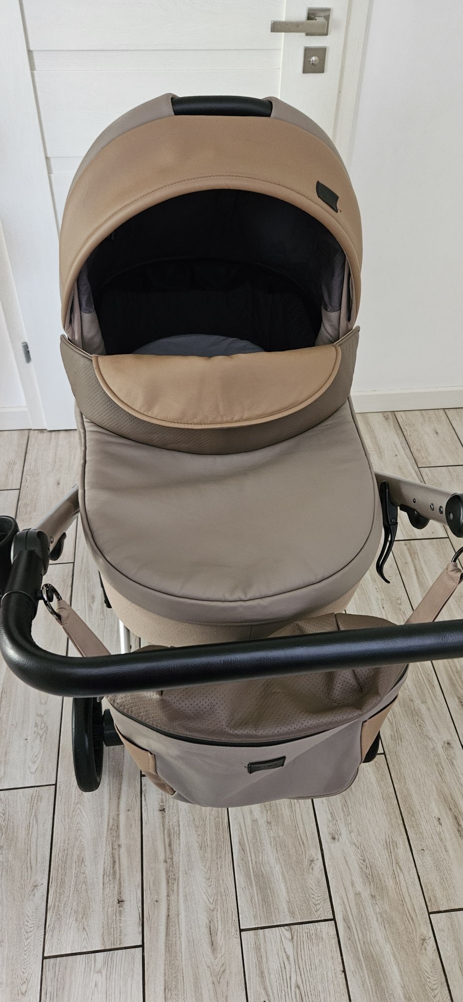 Wózek Anex E-type w zestawie 2w1 lub 4w1 z Cybex I bazą obrotową