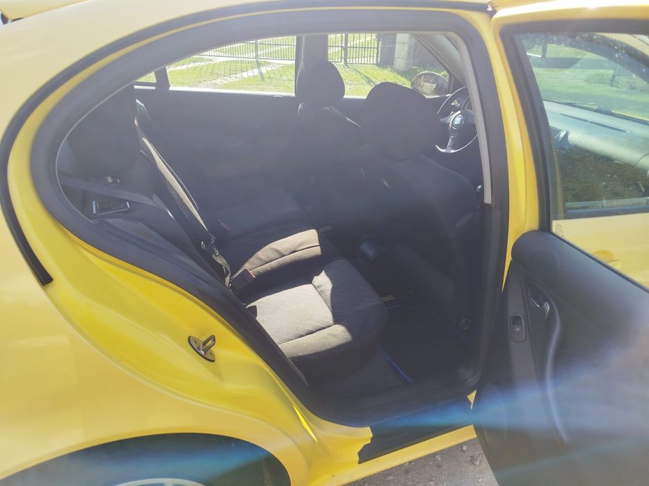Seat Leon 1 rok 2005 1.6 mpi