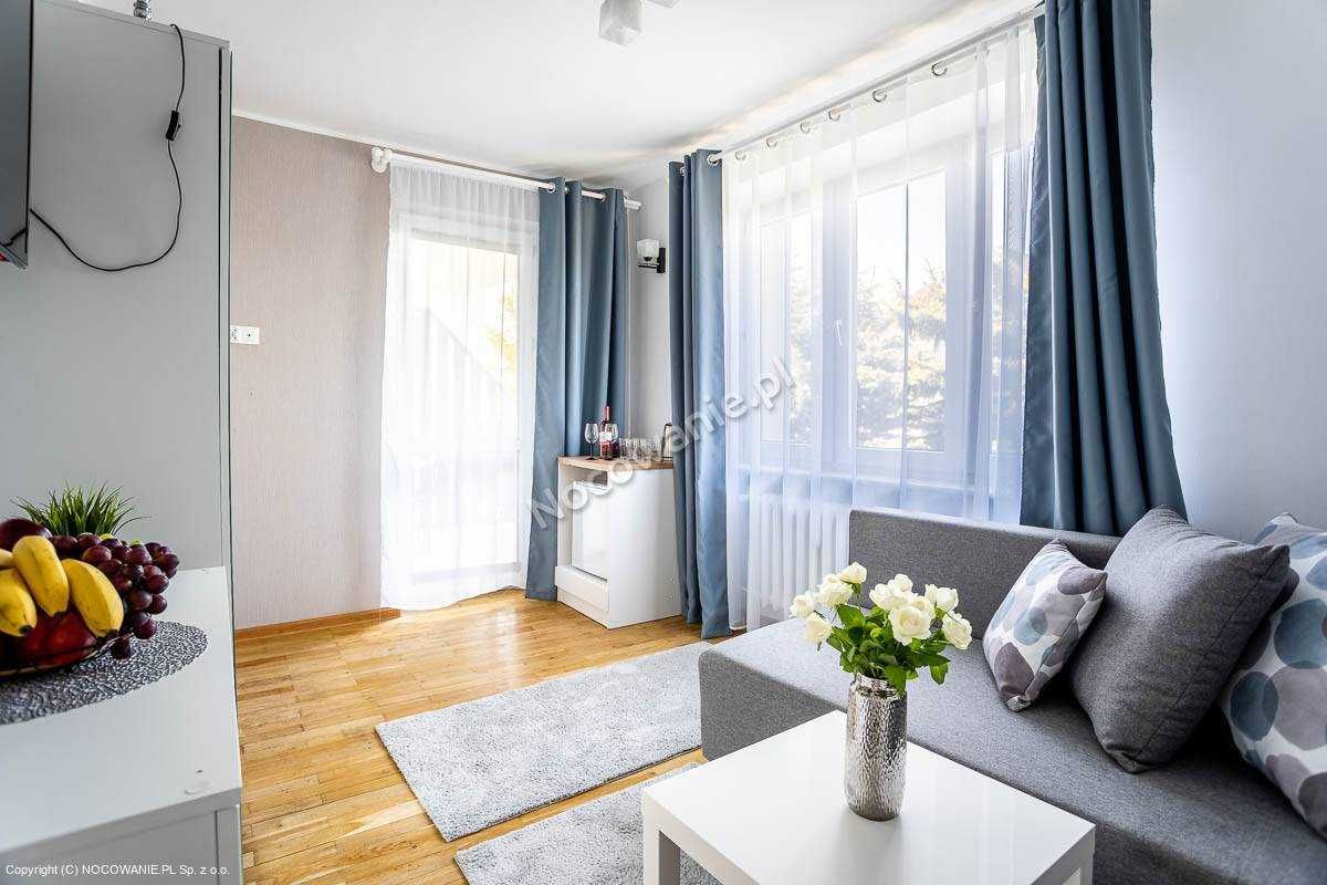Tanie pokoje 2-osobowe z patio w CENTRUM ŁEBY