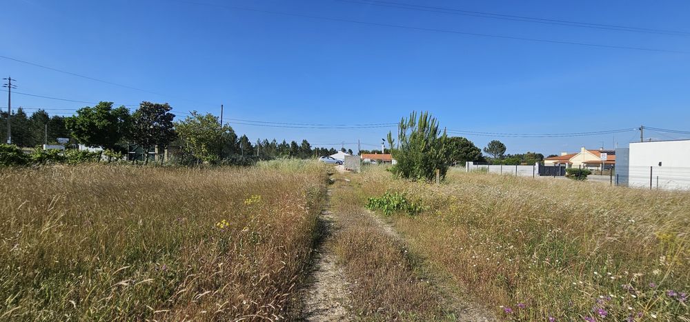 Moradia e terreno urbano 3105m2 OPORTUNIDADE!