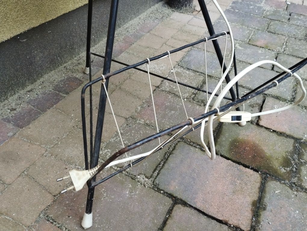 Lampka nocna z abażurem, retro, z PRL, stoliczek, regulacja, loft