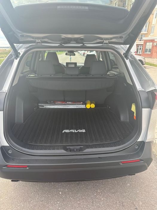 Продам Toyota  RAV 4
