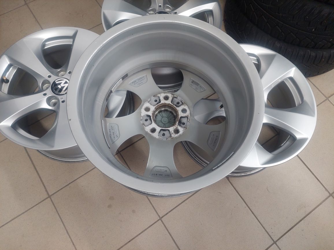 Комплект легкосплавних дисків Volkswagen T5 T6 Multivan R17 5×120