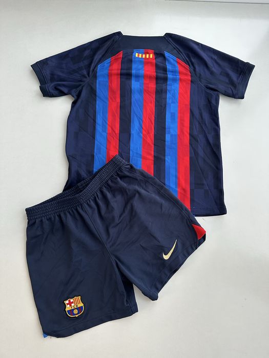 Дитяча футбольна форма nike Барселона Детская футбольная форма
