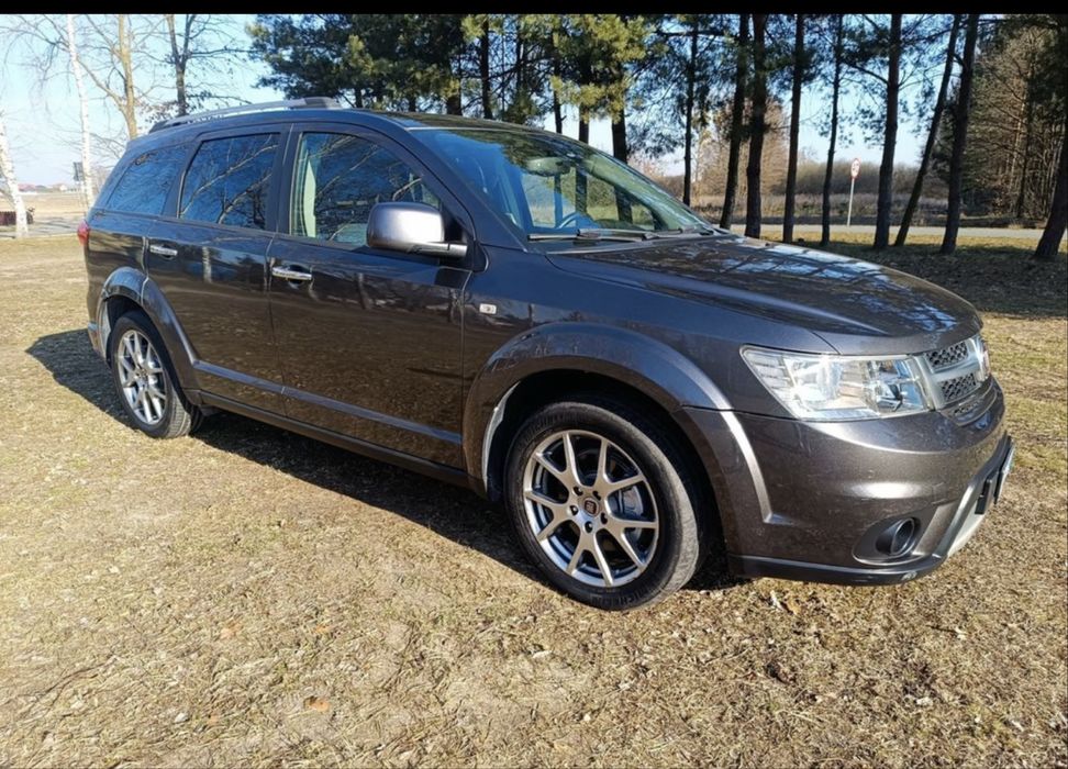 Fiat freemont sprzedaje z powodu wyjazdu za granice