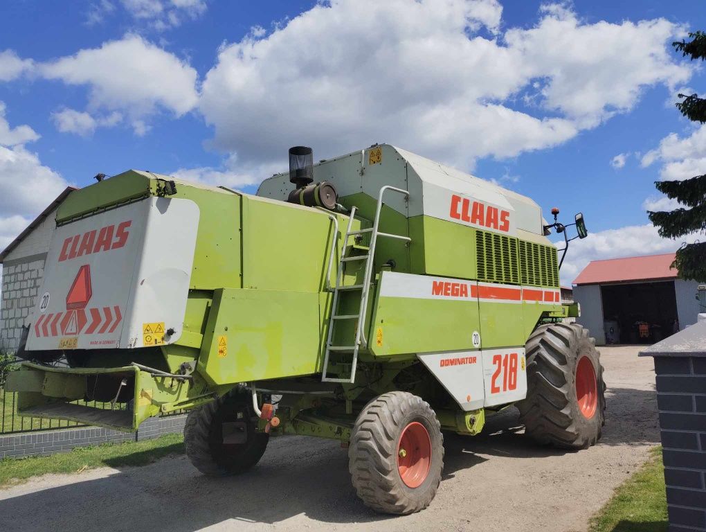 Kombajn Claas mega