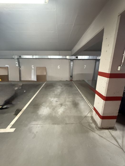 Miejsce w garazu podziemnym radzikowskiego  47c