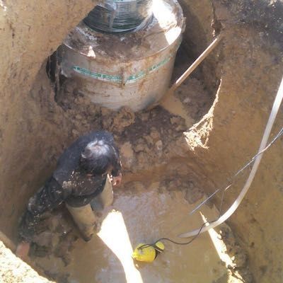 Ручная ЧИСТКА ВЫГРЕБНЫХ ЯМ.Чистка сливных ям.Очистка сливных ям.илосос