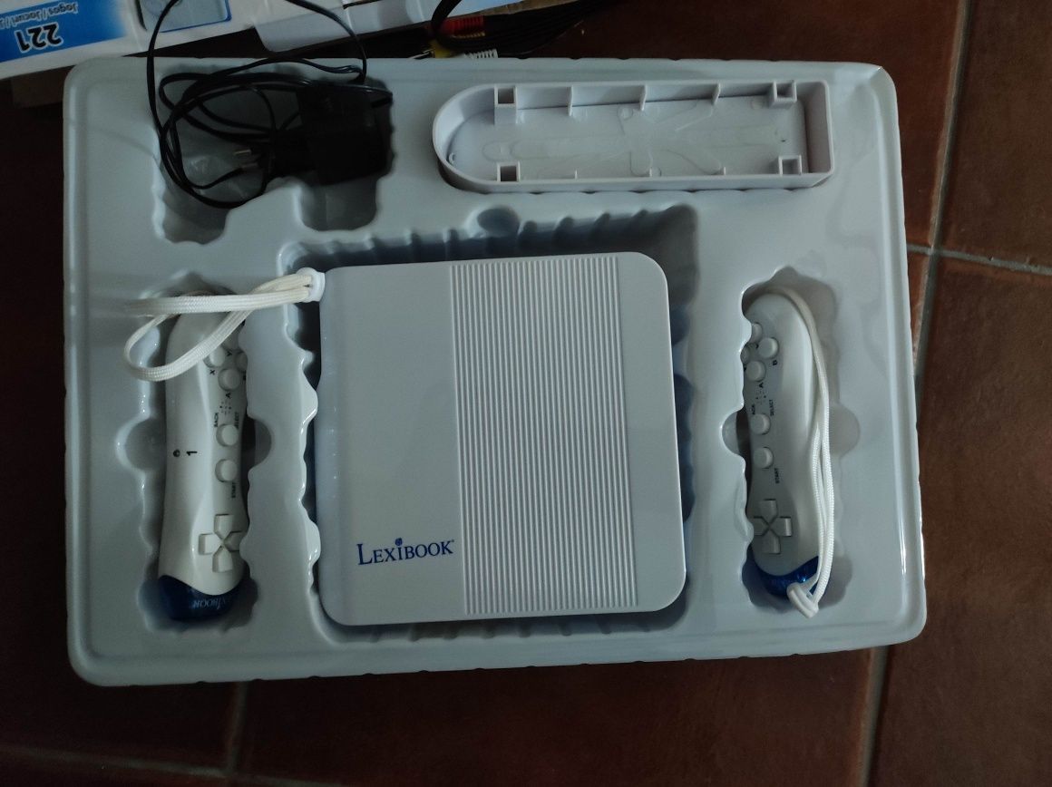 Consola com jogos