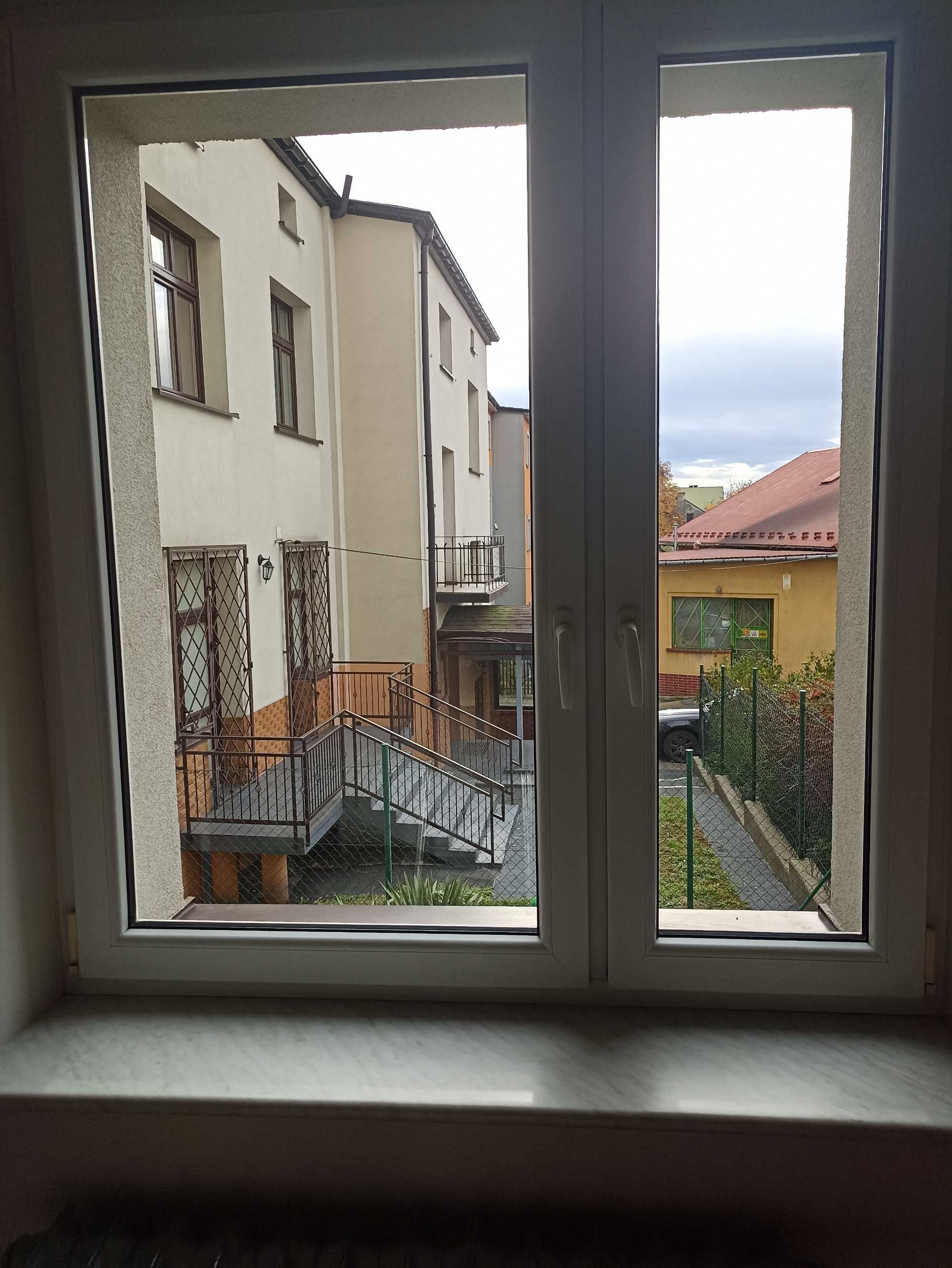Sprzątanie firm, biur, mieszkań, mycie okien i witryn