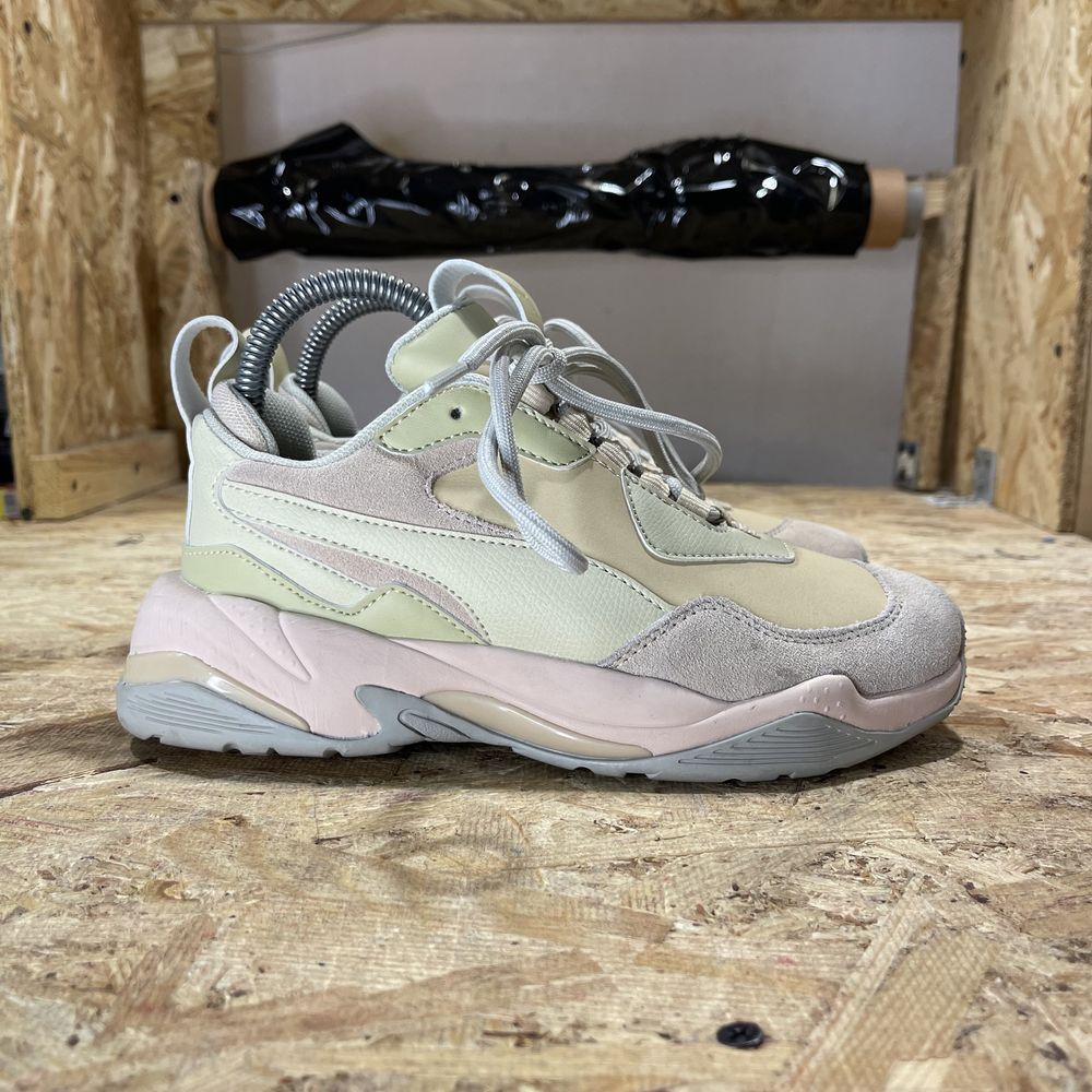 Жіночі кросівки Puma Thunder Spectra