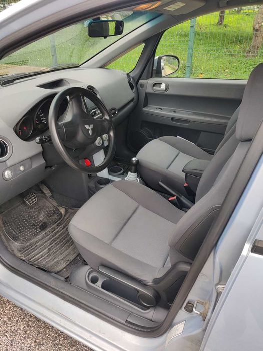 Vendo Mitsubishi Colt, Diesel, caixa automática e AC