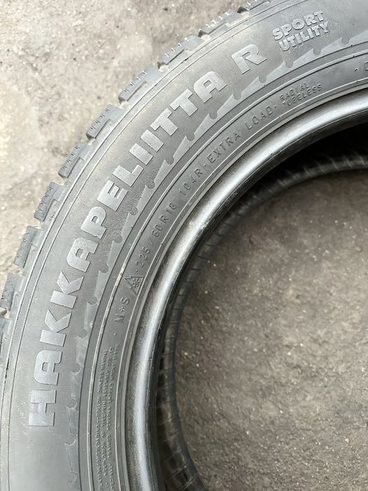 Шини 225 60 18 104R XL Nokian Hakkapeliitta R комплект