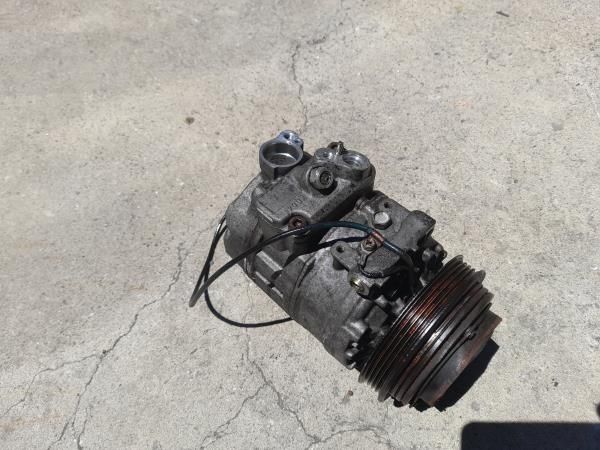 Compressor AC VOLKSWAGEN Passat Variant (3B5)