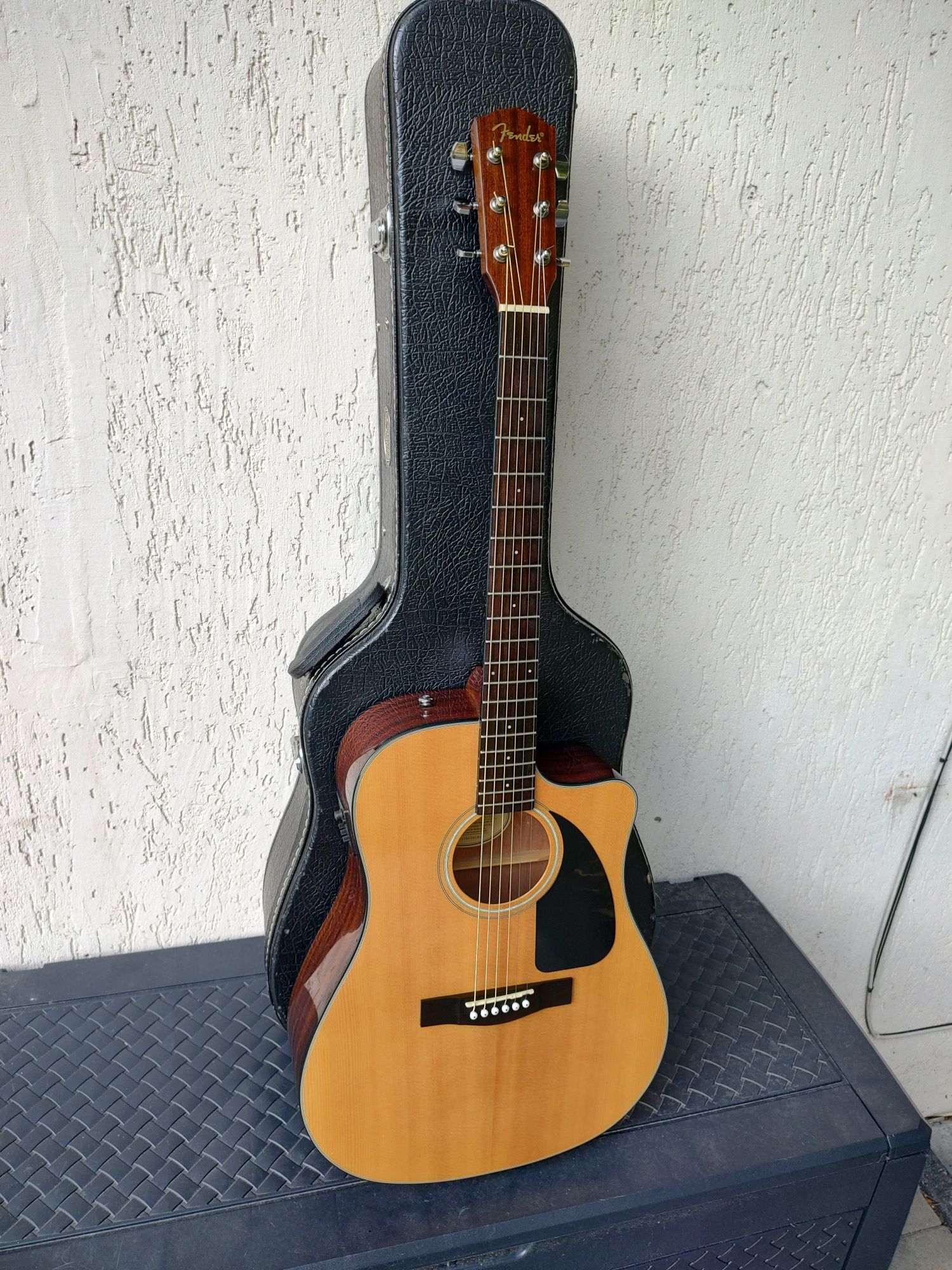 Fender CD-60CE NAT gitara elektroakustyczna CASE Świetny zestaw  !!