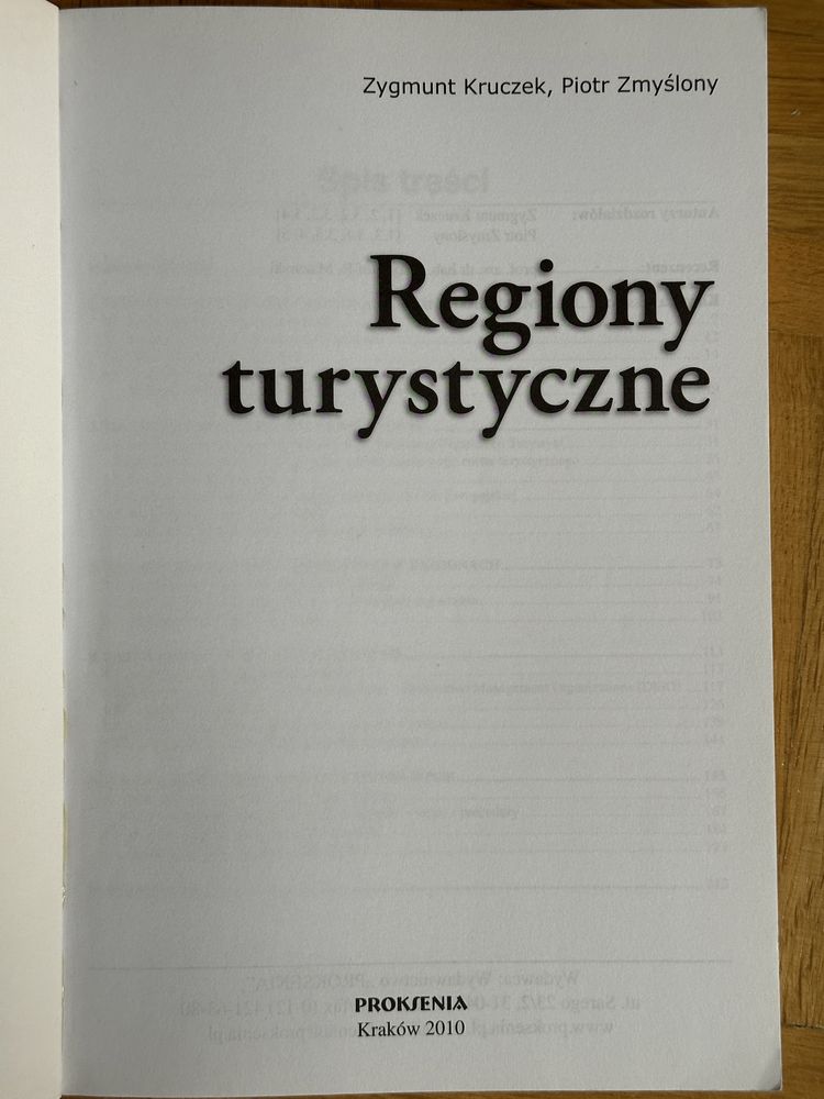 Książka Regiony turystyczne Z. Kruczek P. Zmyślony