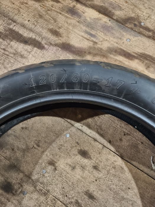 Продам резину  120/80/17. 110/80/17