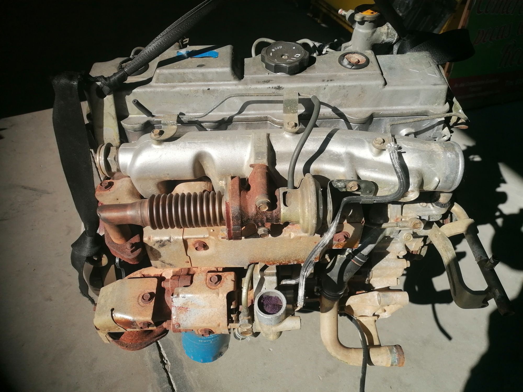 Motor Mitsubishi canter 2.8TD