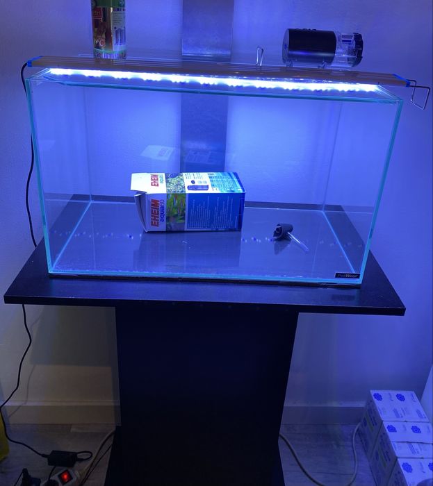 Aquario 50cm com movel e acessorios