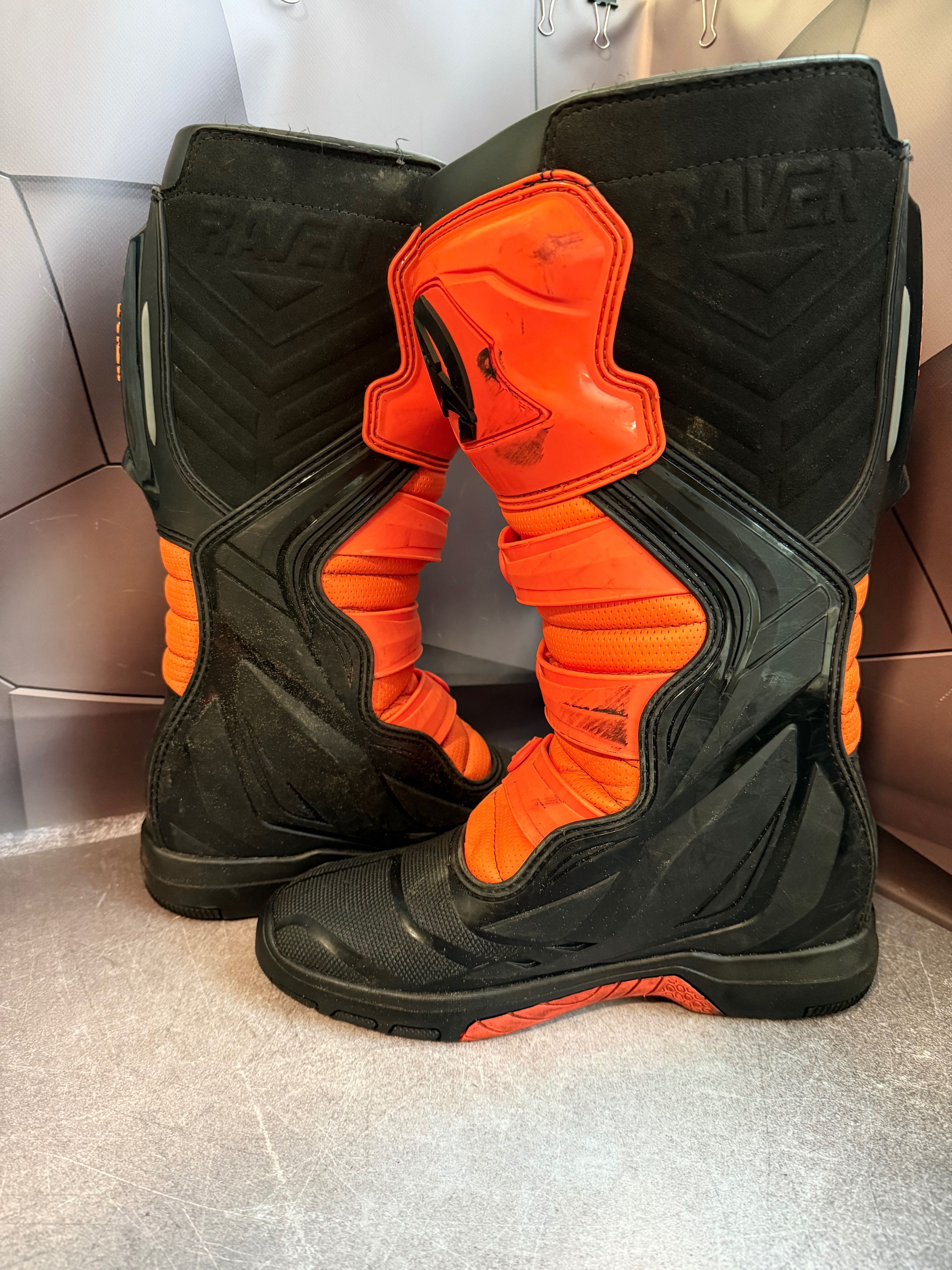 Мотоботи крос єндуро Leat Alpinestars Fox Sidi Gaerne SG12 O’Neal Tech