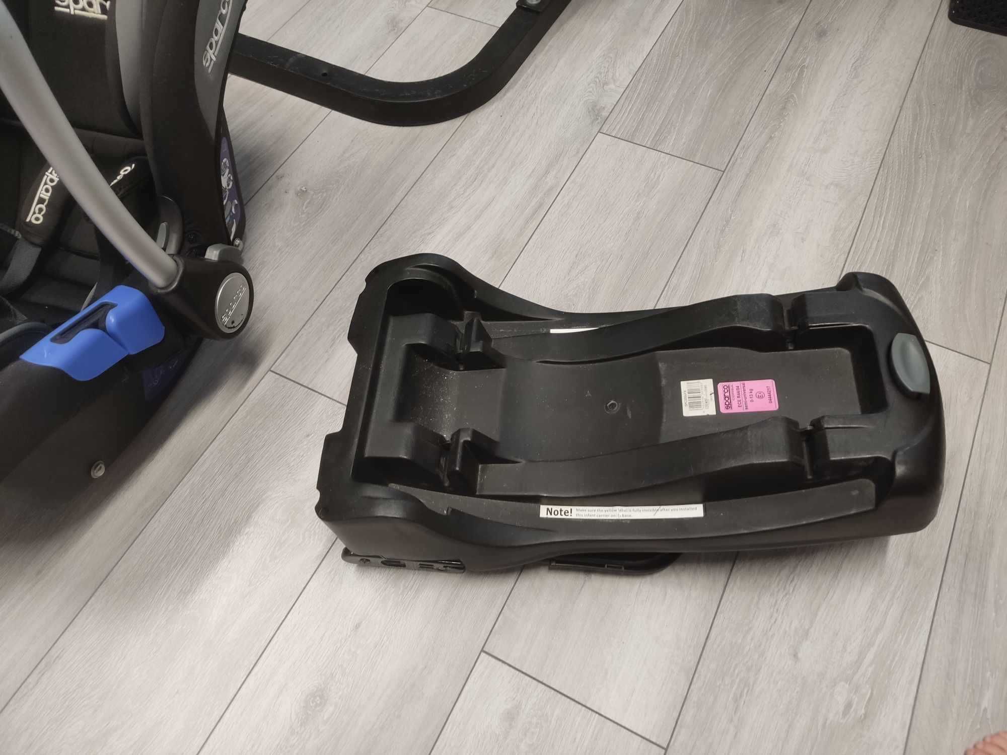 Fotelik nosidełko SPARCO F300i 0-13kg ISOFIX z bazą