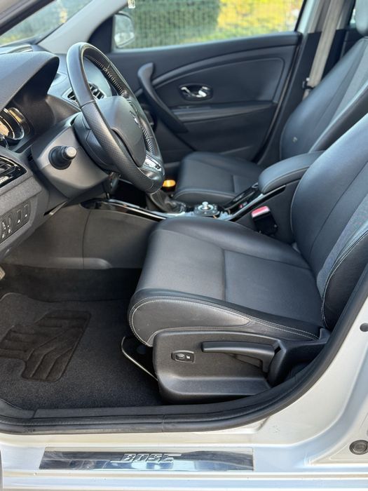Renault Megane Sport Tourer 1.6dCI 130cv Bose edition
