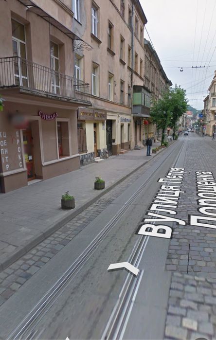Вул. Дорошенка , центр , оренда приміщення 100м кв. Перший поверх