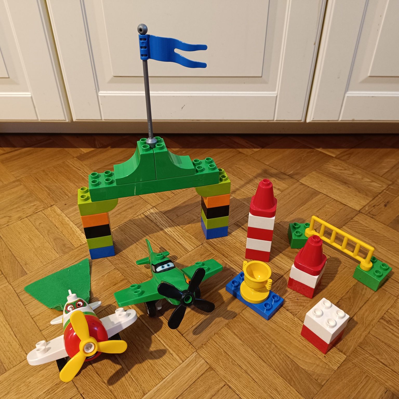 Samoloty LEGO Duplo 10510