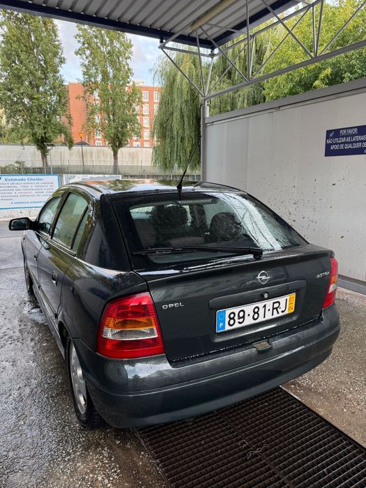 Opel Astra pra vender logo