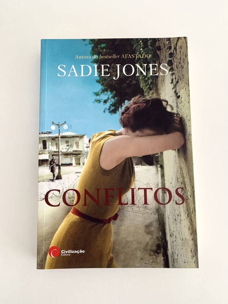 Livro Conflitos de Sadie Jones