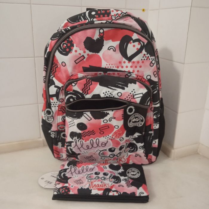 Mochila escolar + estojo triplo Perona