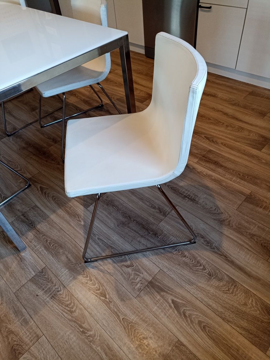 Stół ikea i 8 krzesel