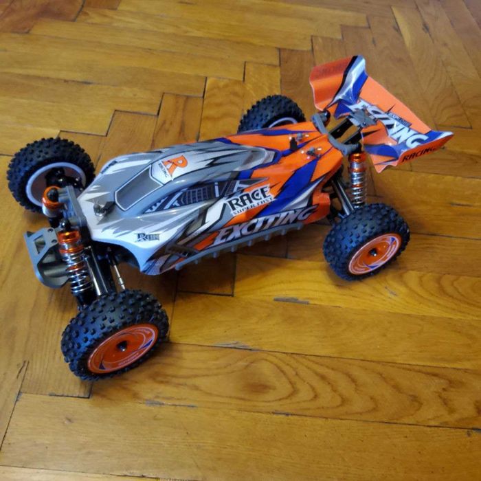 Машинка на радіоуправлінні  WLtoys 124010  1/12  без акумулятора!