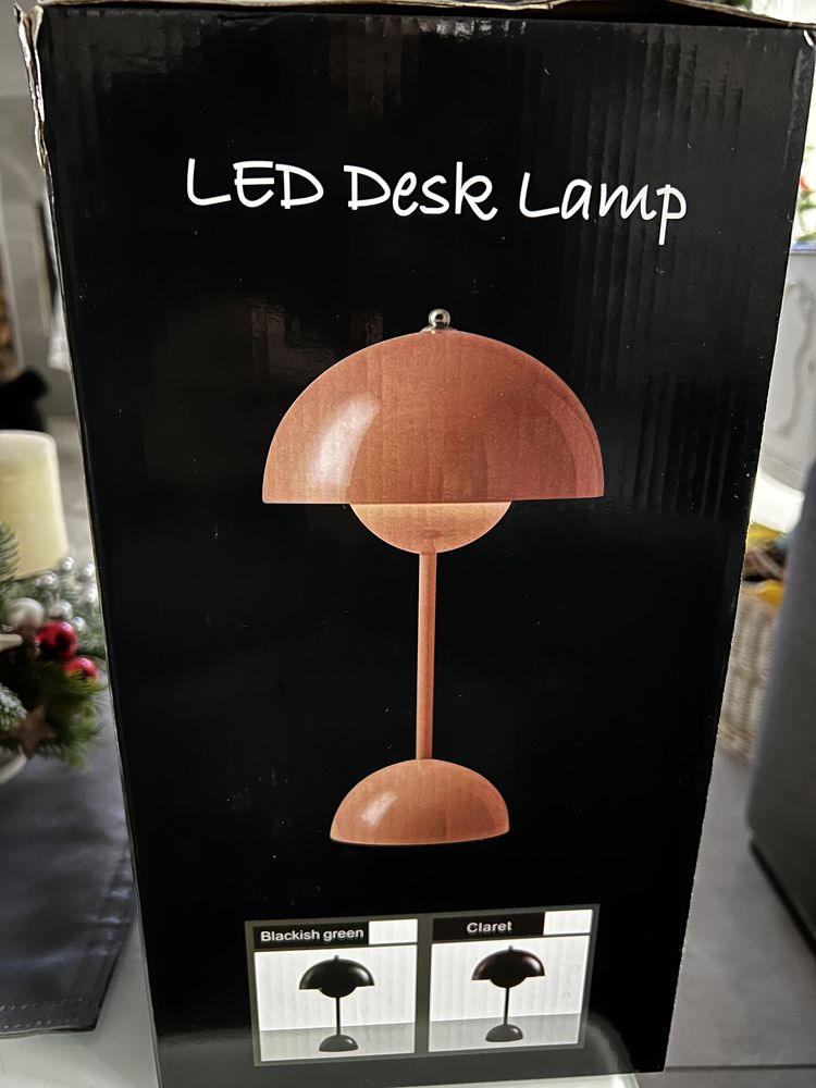 NOWA lampka LED metalowa na akumulator