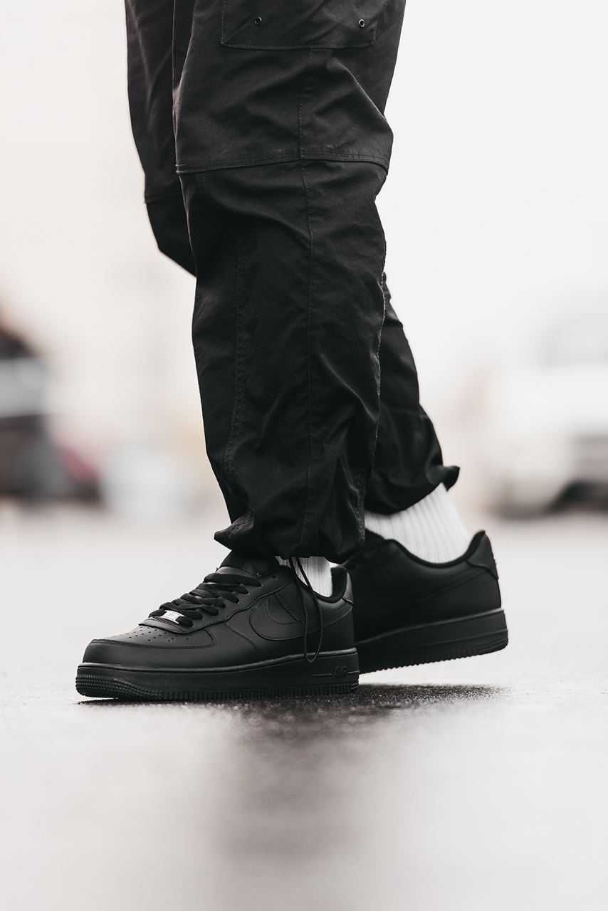 Мужские кроссовки Nike Air force 1 Black / Найк Аир форс чорные 42 43