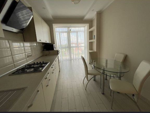 Оренда однокімнатної квартири в центрі, вул Лермонтова, новобудова