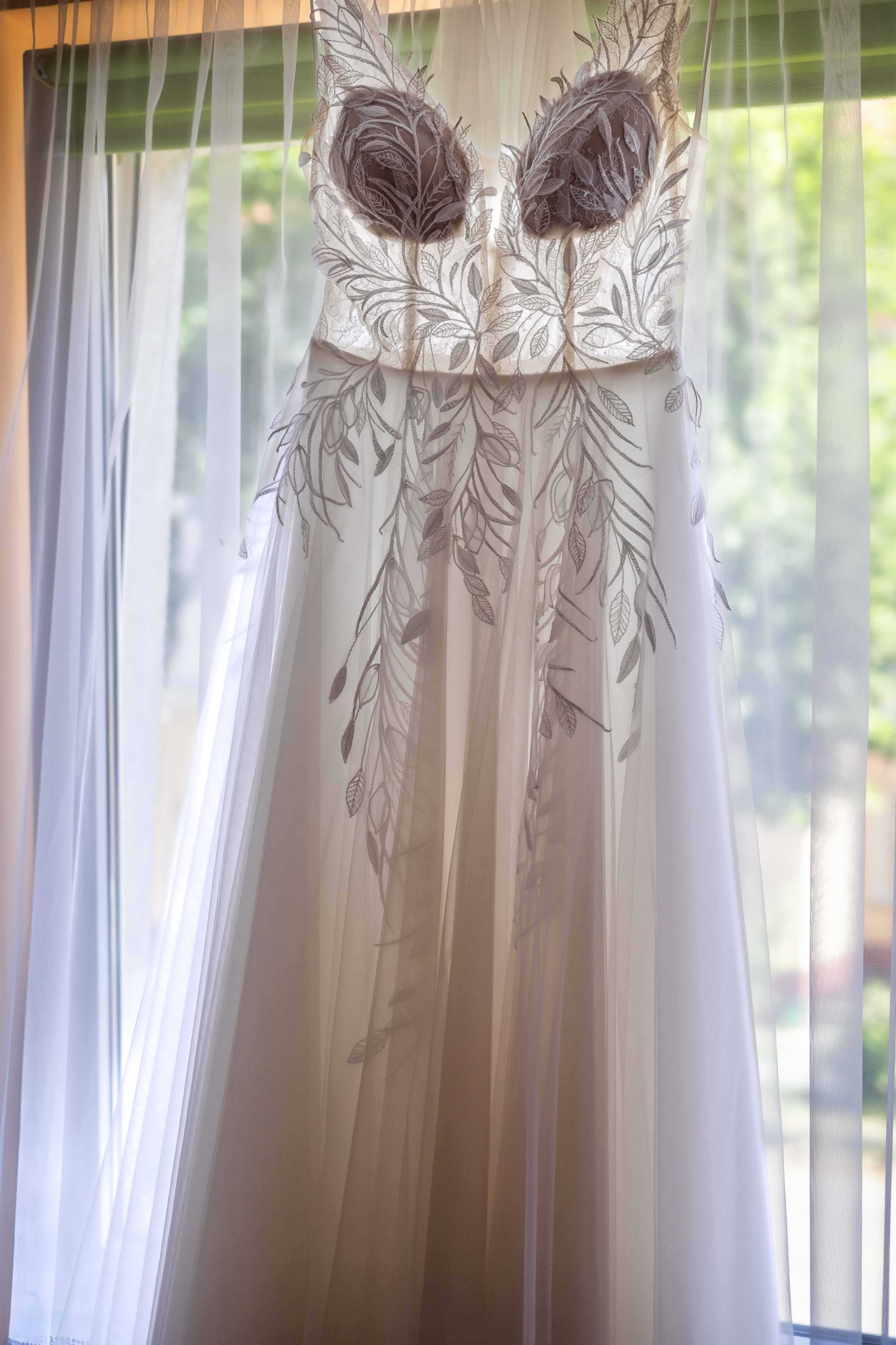 Весільна сукня з листям - спідниця з фатину - готова до носіння