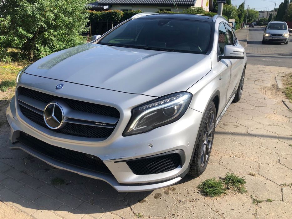 Mercedes-Benz GLA 45 AMG