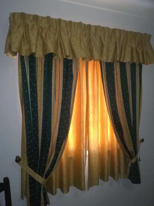 Cortinados à MÃO