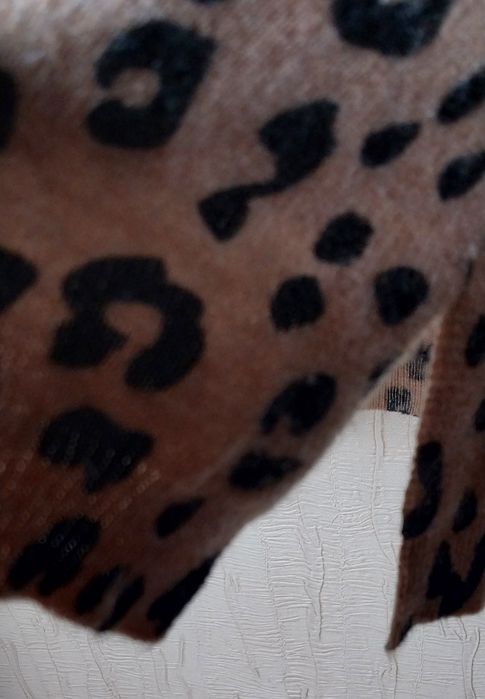 Свитер кашемировый  J.crew  100 % кашемир  леопардовый принт