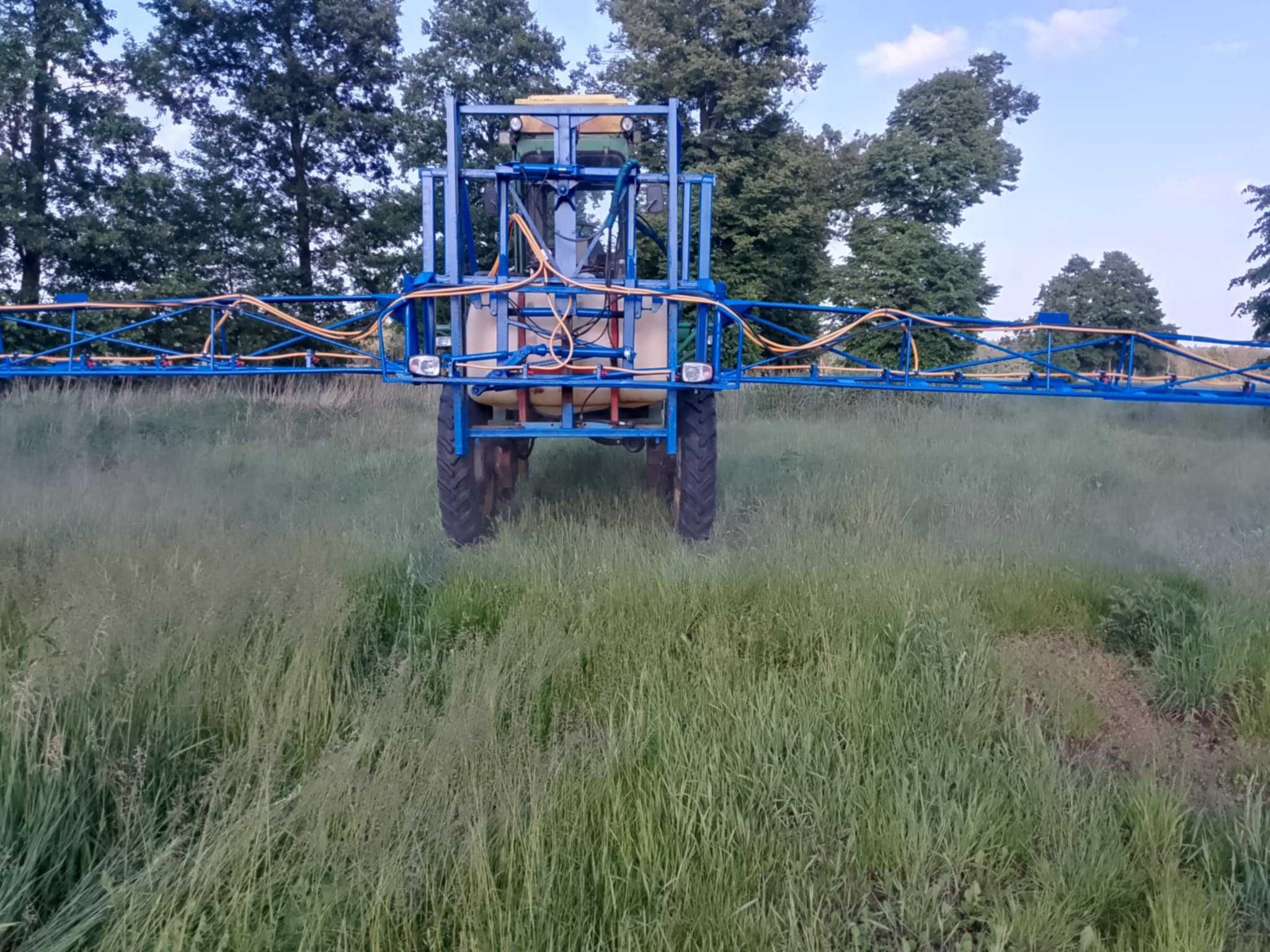 Opryskiwacz samojezdny fortschritt e302