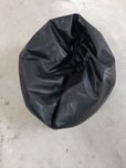 Puff Preto de Napa