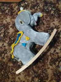 Слон-качалка для дітей