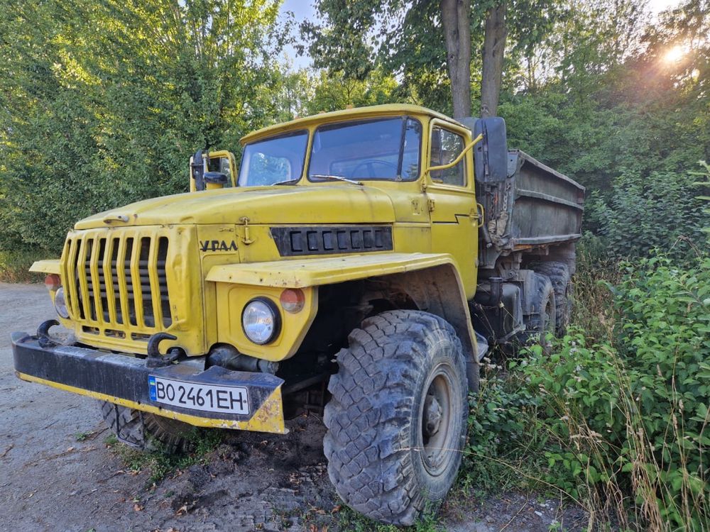 Урал 5557 самоскид