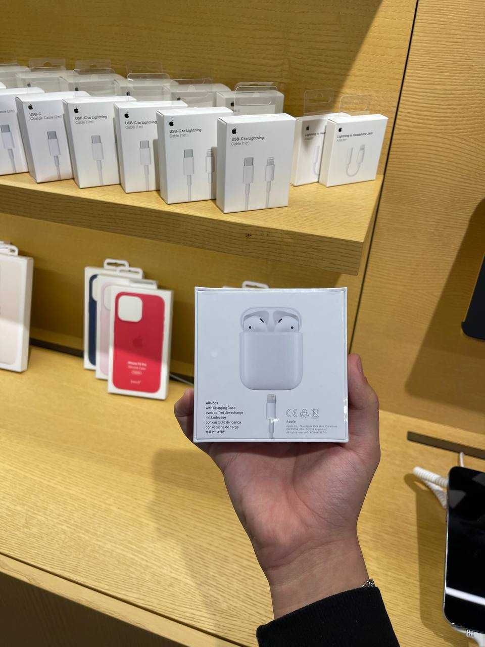 Apple AirPods 2 with Charging Case •iPeople •Гарантія •Розтермінування