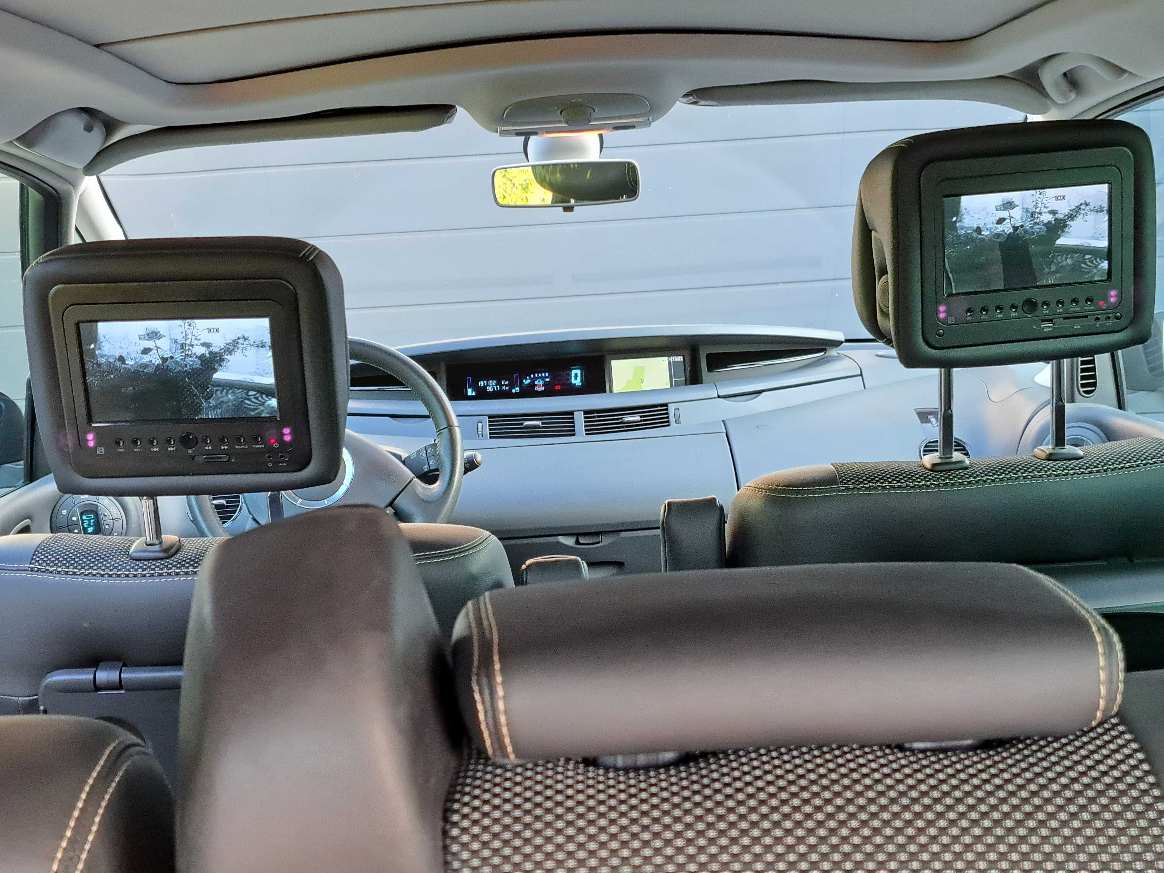 Oszczędny, zadbany, pojemny. Gotowy do jazdy miniVAN w dobrej cenie