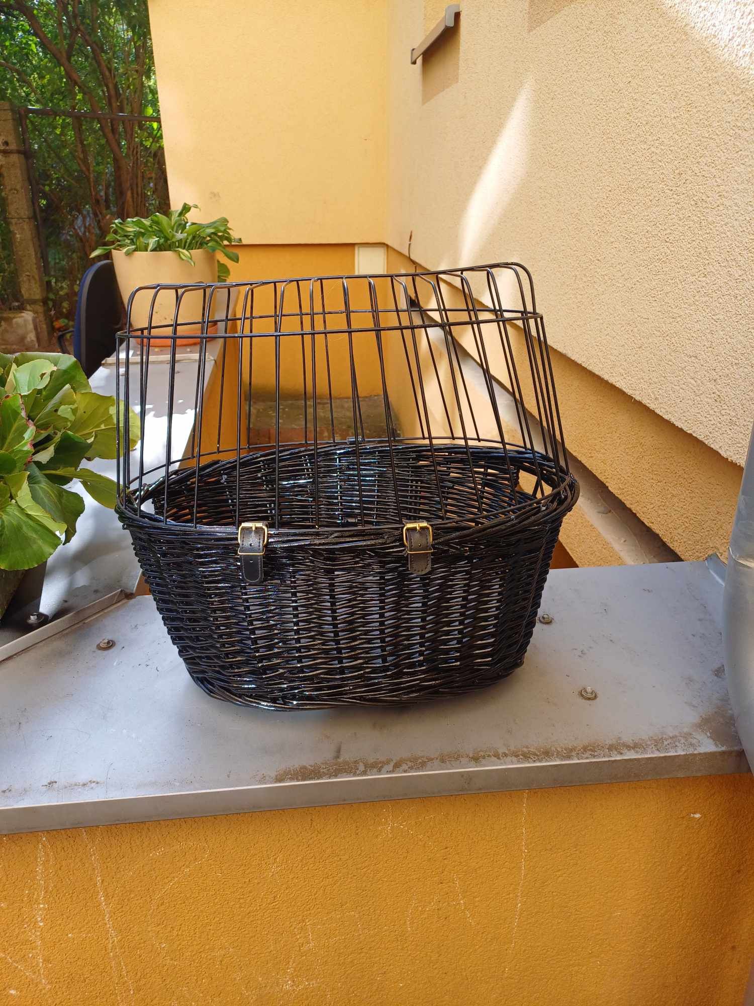 Sprzedam  koszyka na rower dla  zwierząt