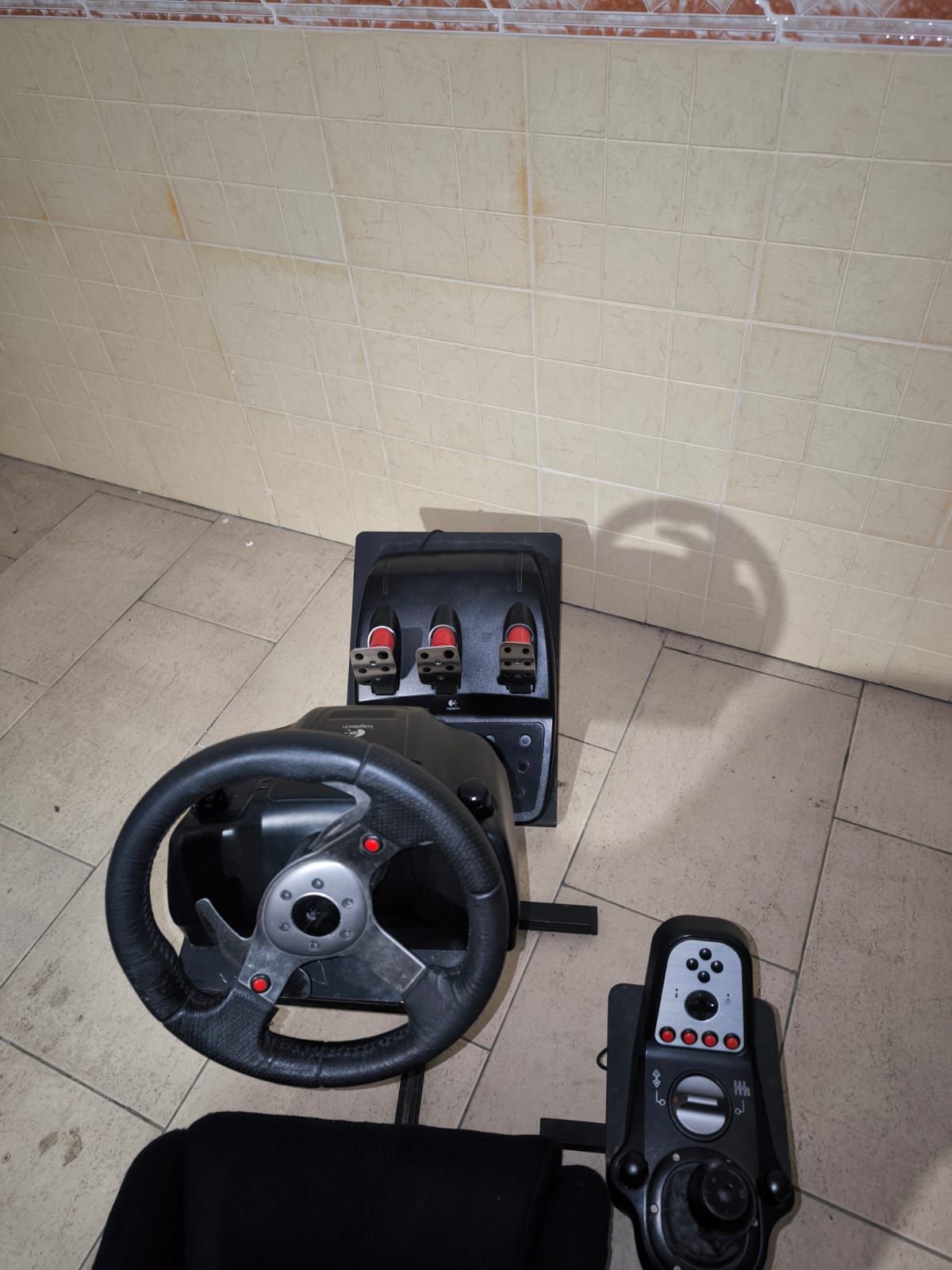 Logitech G25 com extras